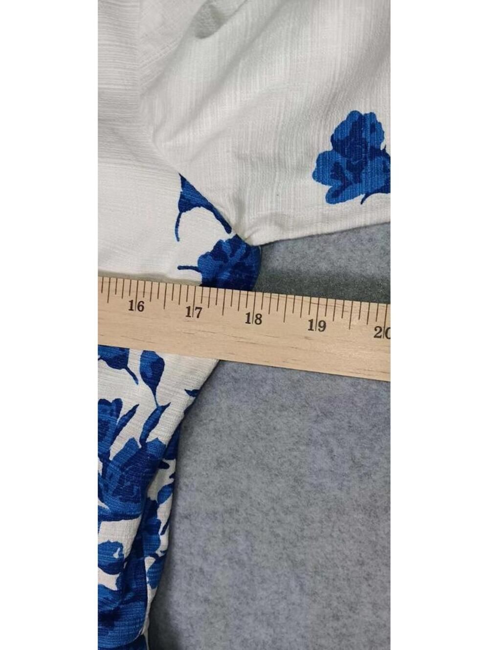 Tahari Arthur S Levine Body Con Dress Womens Size 6 White And Blue Flowers... - Picture 3 of 14